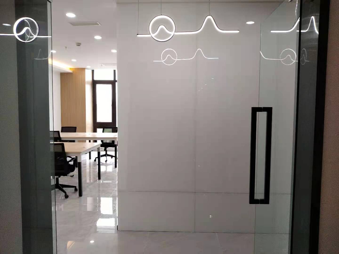 创业首选 成华区龙光世纪中心精装小面积办公室出租