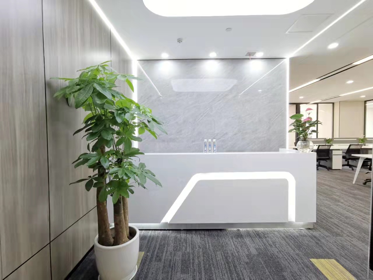 丰德成达6隔间12工位艺术精装 带家具无中介费近地铁