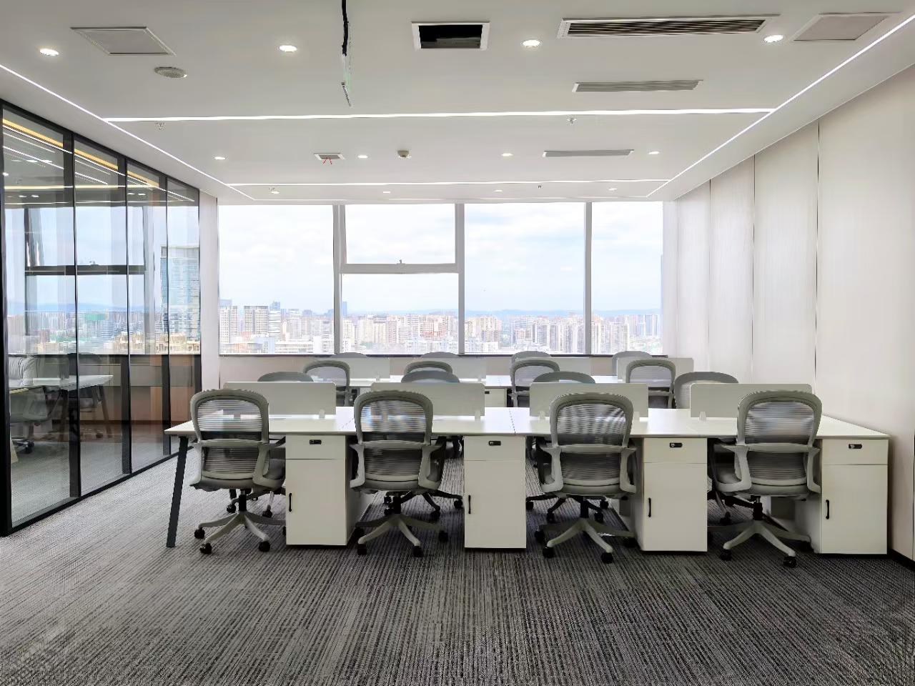 8号线东湖公园地铁口 227屁股 4隔间24工位 精装带家具 视野巴适 户型方正 华润广场办公室出租