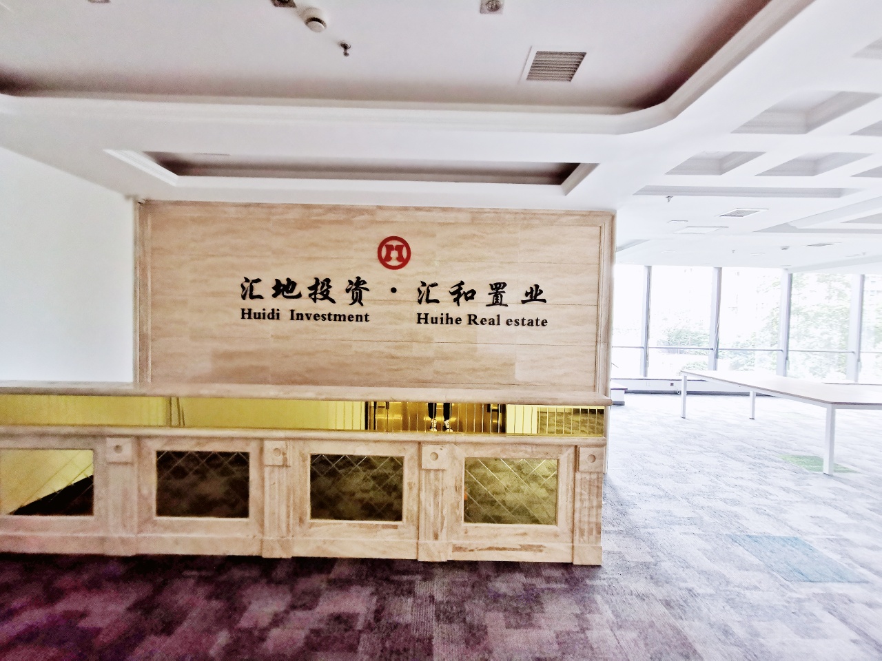 武侯区倪家桥保利中心南塔337平5隔间46工位精装带家具现房地铁口无加时费特价现房|武侯区写字楼|武侯区办公室|租小团