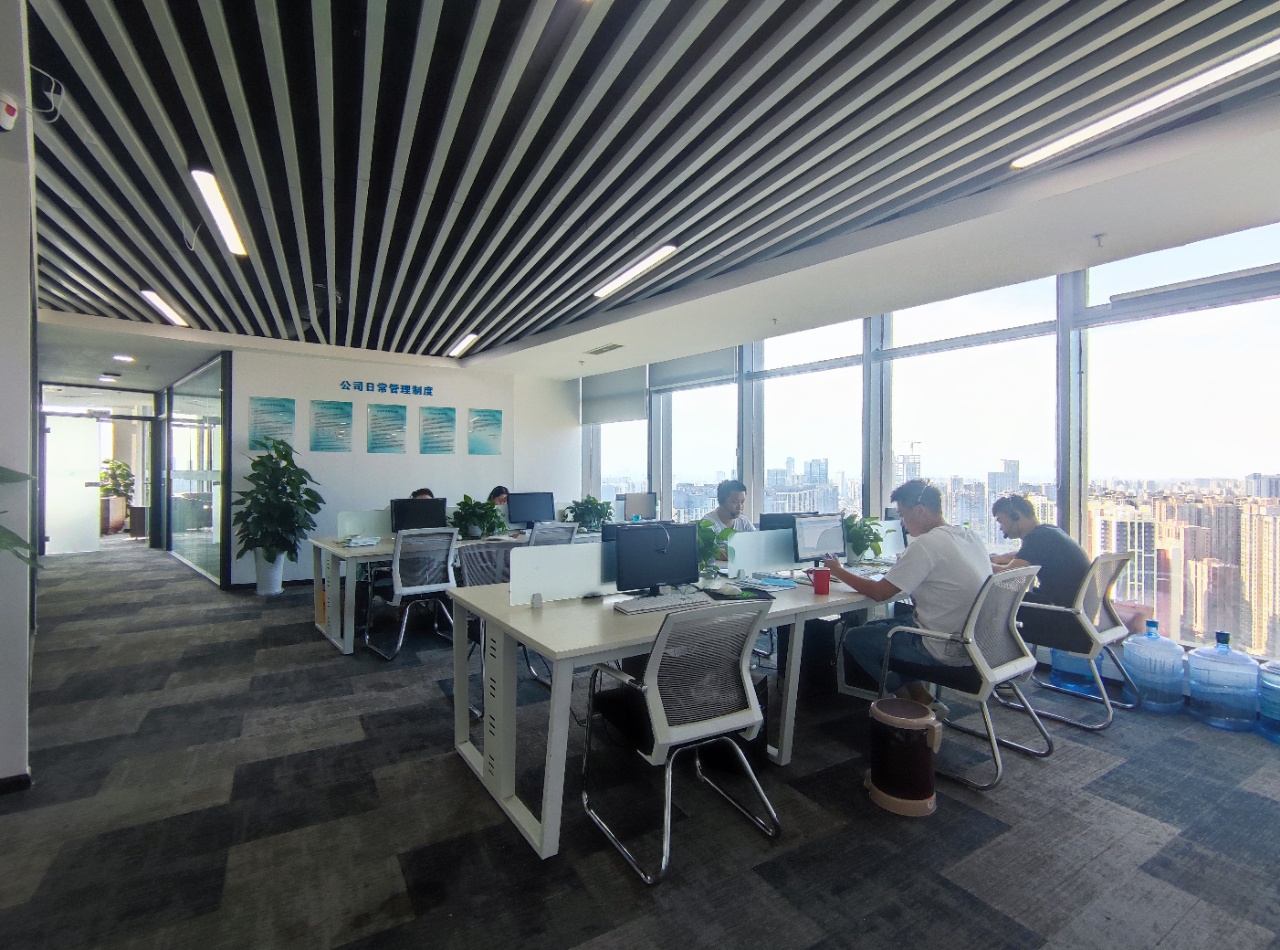 成华杉板桥地铁口 6隔间接待区12+工位 精装带家具 多弗国际中心