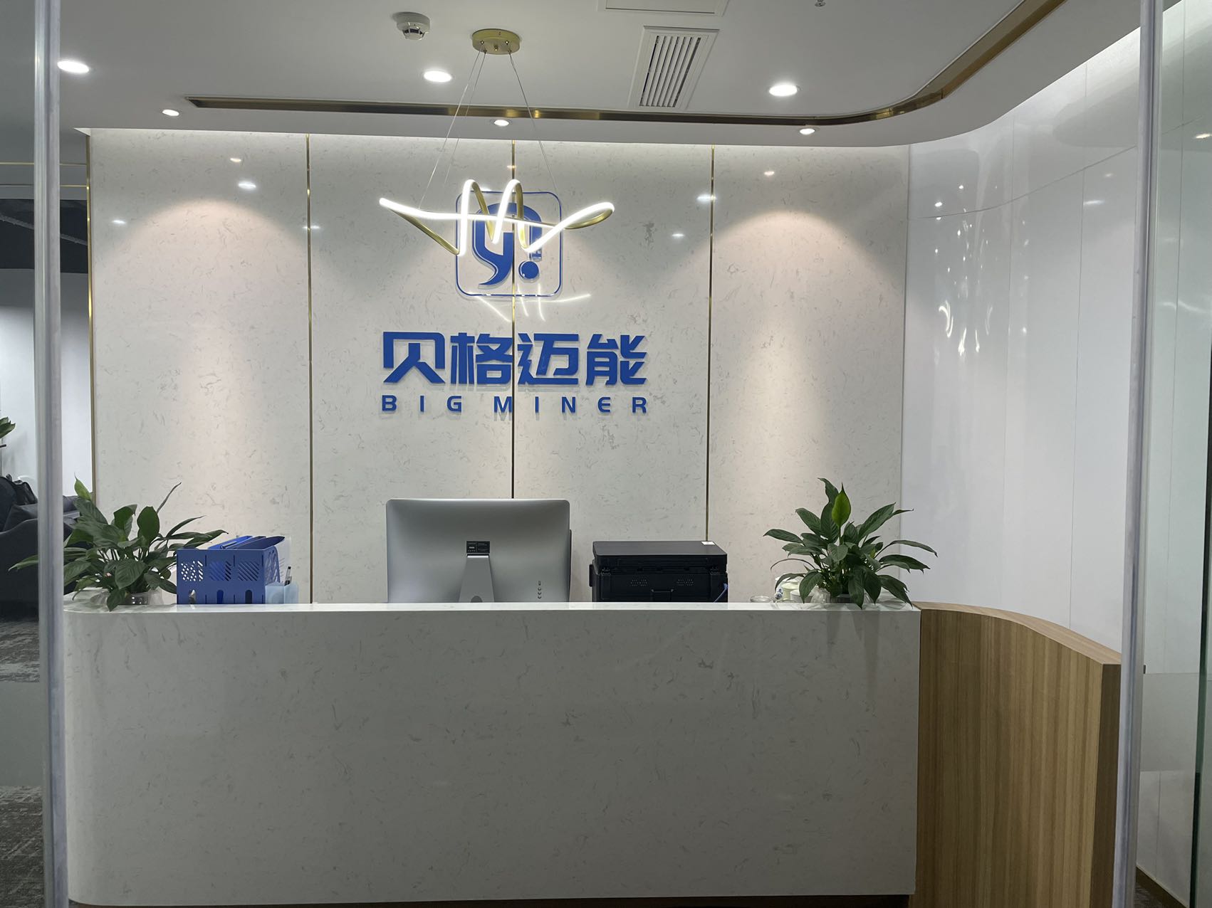 高新区金融城枫丹国际精装修248平办公室 户型方正 高层采光