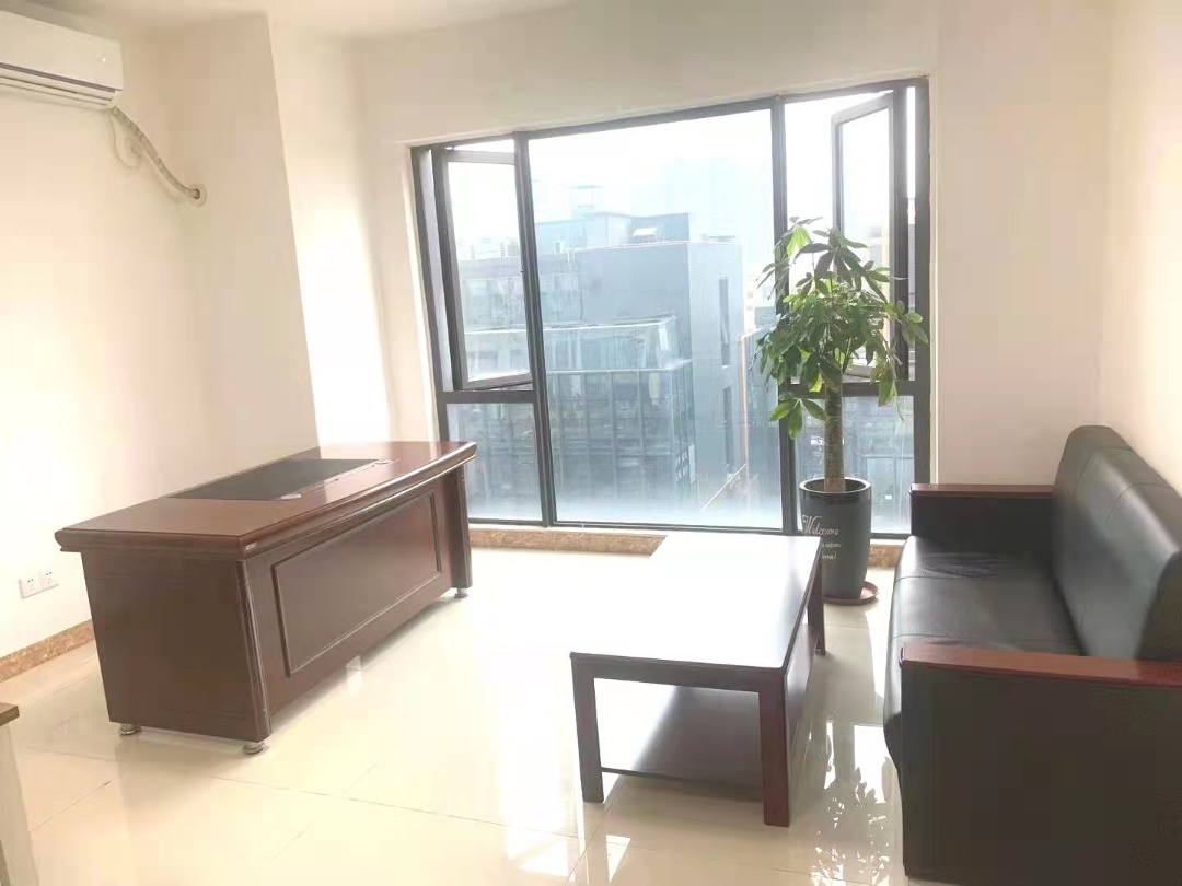华府大道地铁口 蓝润置地广场 51平小面积户型 创业首选 物业便宜 无加时费