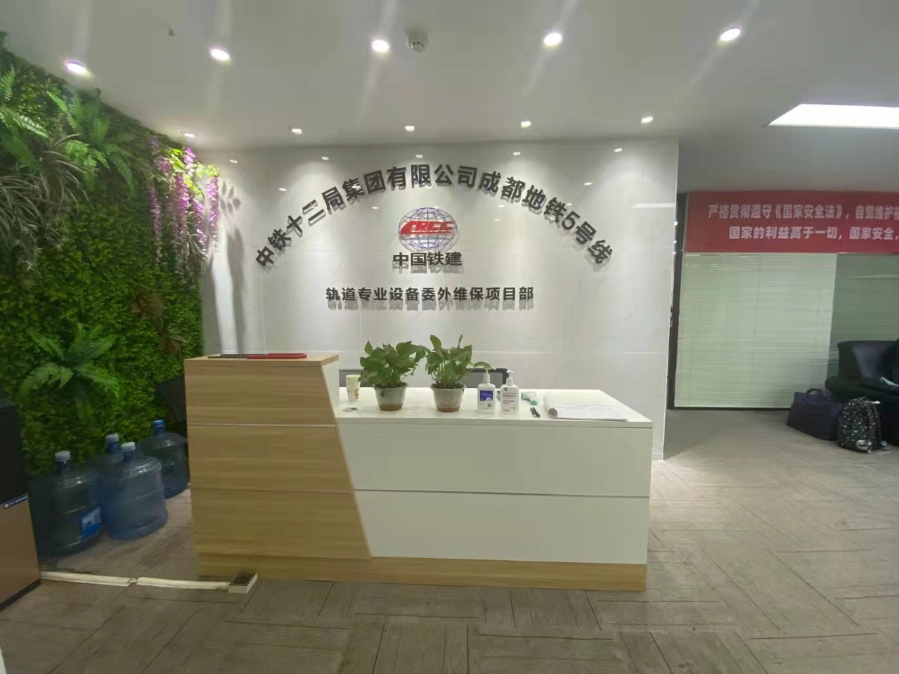 高新区市一医院地铁口天府新谷小面积办公室出租 任意布局|高新区写字楼|高新区办公室|租小团