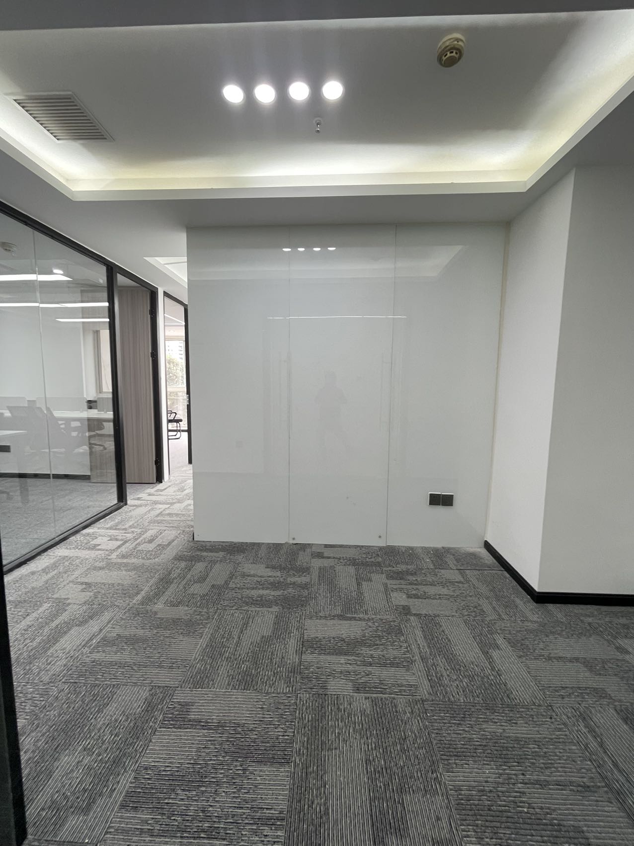 金牛区茶店子金璐天下98平小面积精装办公室带家具 含物业出租 性价比超高|金牛区写字楼|金牛区办公室|租小团